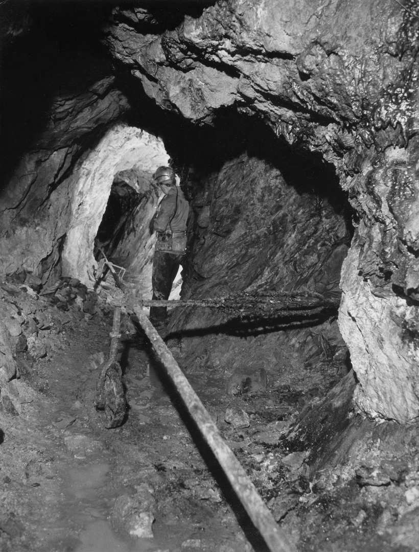 Catherine and Jane Consols pump gear